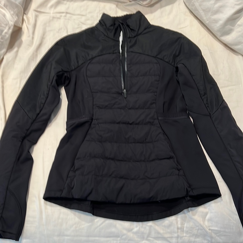 Womens lululemon size 6 jacket